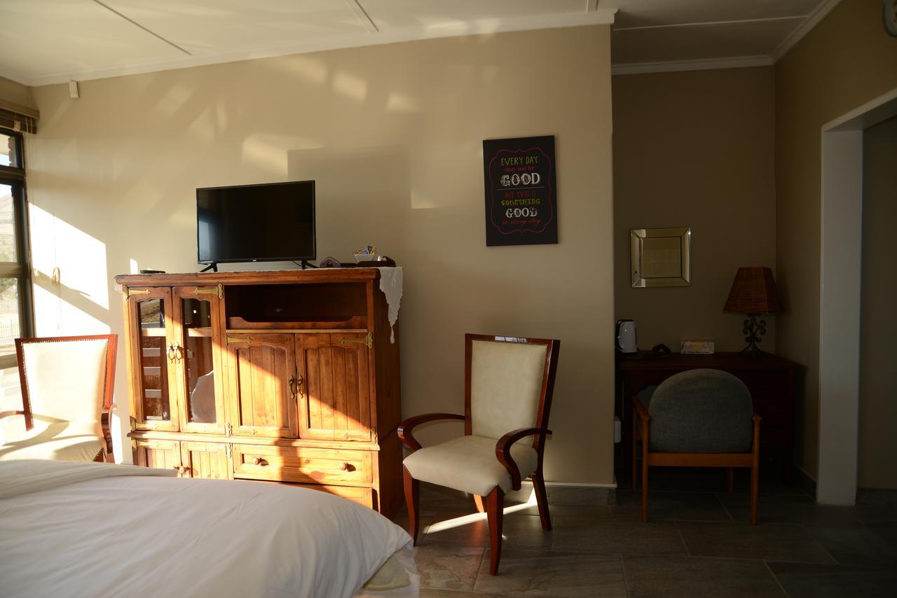 Skylight Lodge Harrismith Exterior photo
